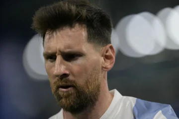 Estalló contra Messi: “Lo tocás y ya es falta. No se puede…”