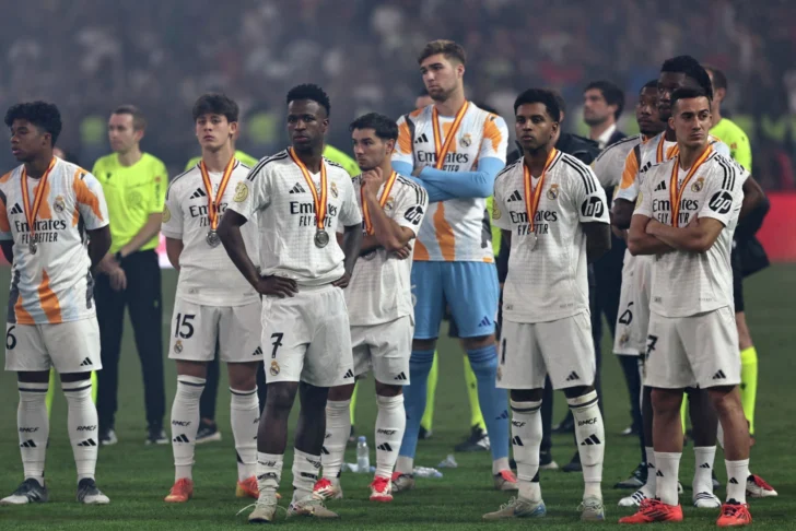 Los hinchas están cansados: le piden que se vaya del Real Madrid